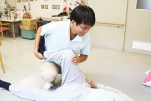 理学療法士による関節可動